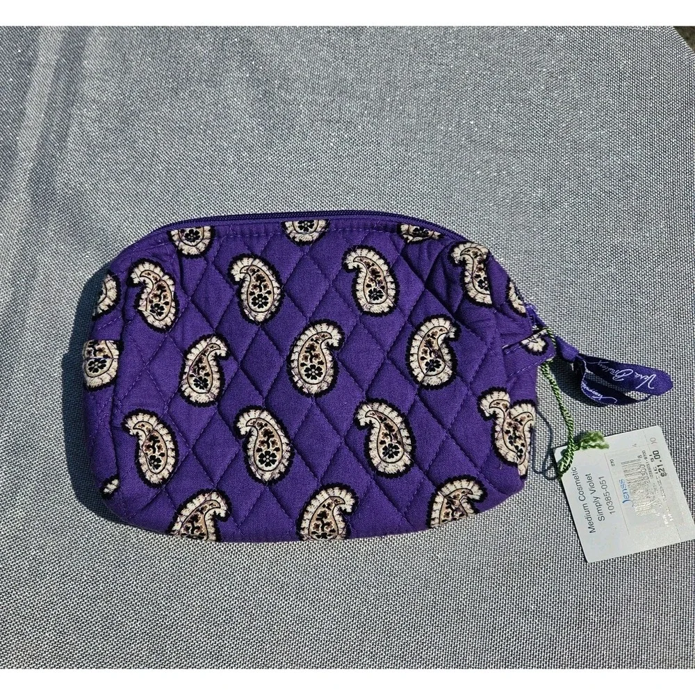 NWT VERA BRADLEY SIMPLY VIOLET LINED‎ MEDIUM MAKEUP BAG-RETIRED SPRING 2011